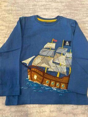 NWOT Mini Boden Blue Pirate Ship Applique Long Sleeve Tee 4-5Y